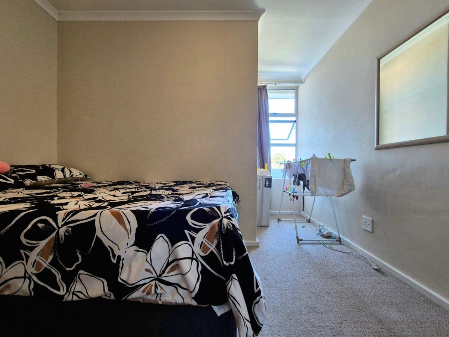 To Let 2 Bedroom Property for Rent in Wynberg Western Cape